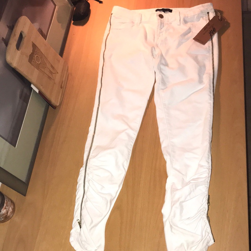 ABS Luxury Denim White Jeans Side zippers 31 New